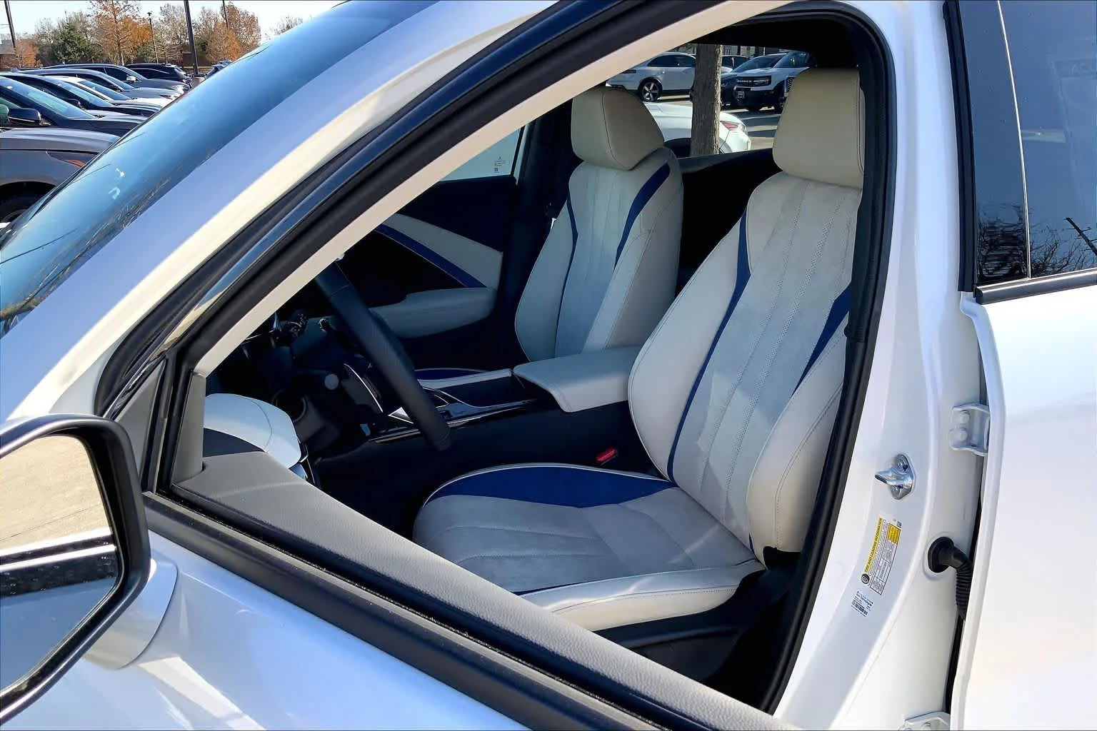 New 2026 Platinum White Pearl Acura w/A-Spec Package image 17