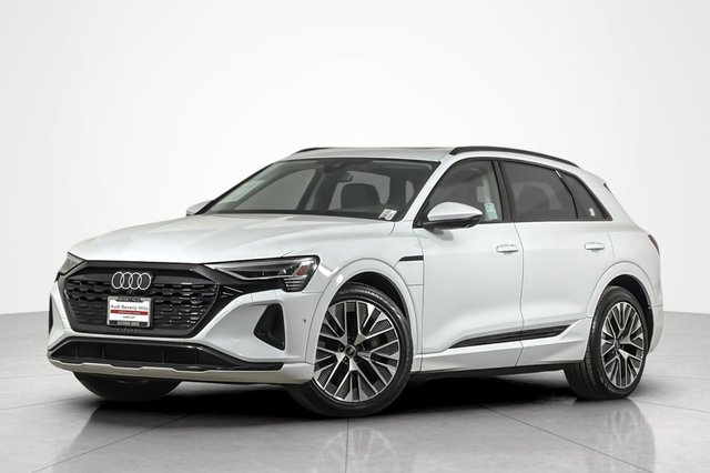 2024 Audi Q8 e-tron Prestige quattro