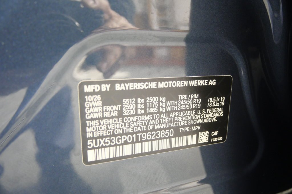 New 2026 Arctic Race Blue metallic BMW 30 xDrive image 25