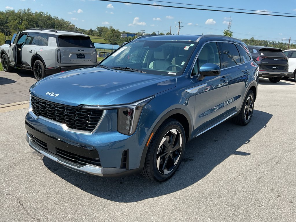 Certified Used 2025 Mineral Blue Kia EX image 4
