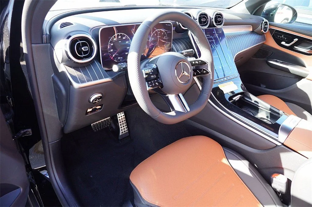 2026 Mercedes-Benz GLC Base - Photo 17