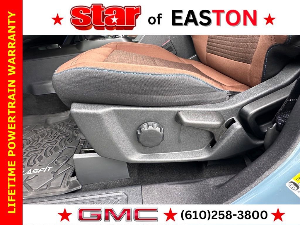 Used 2023 Blue Ford Outer Banks image 18