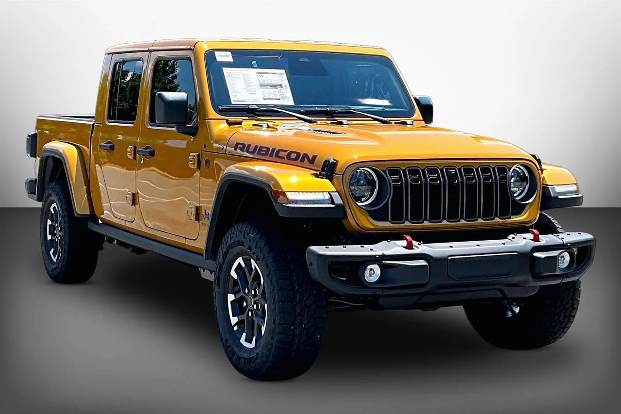 New 2026 Goldilocks Exterior Paint Jeep Rubicon X image 2
