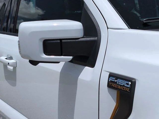 New 2026 Oxford White Ford Tremor® image 12