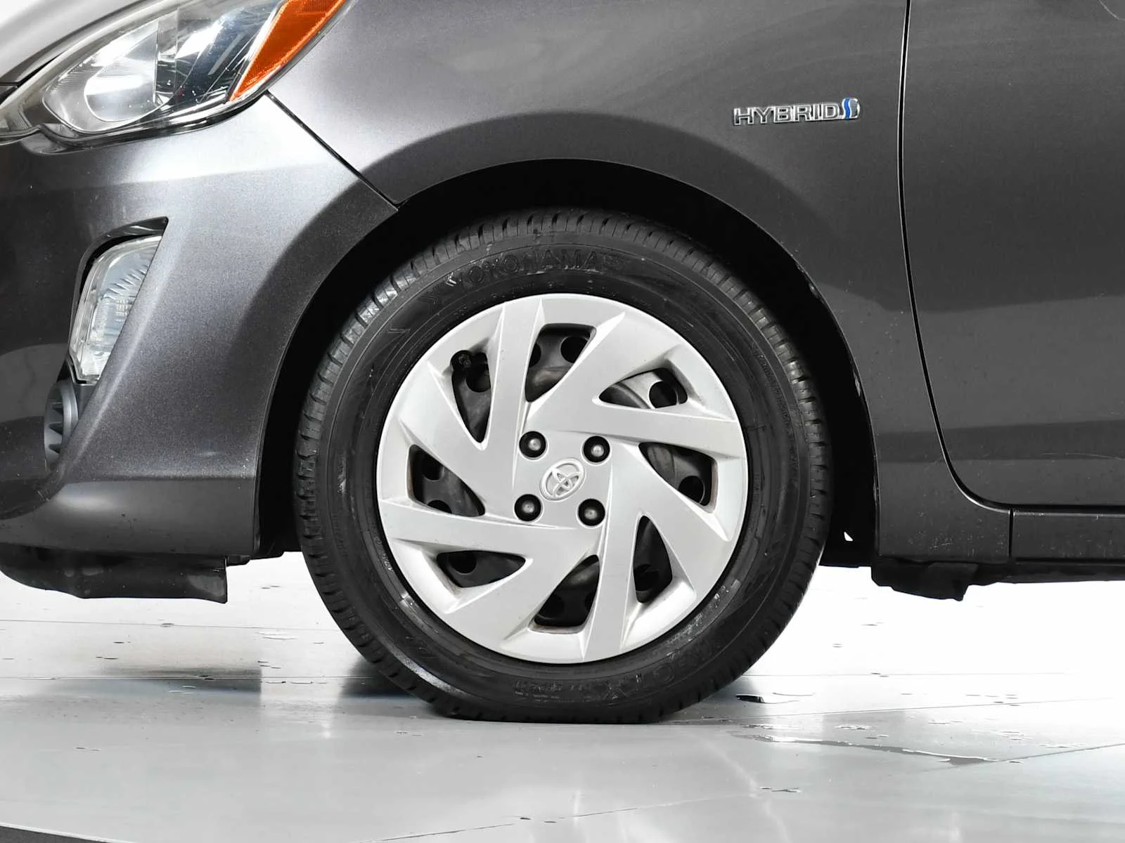 Used 2015 Magnetic Gray Metallic Toyota Two image 10