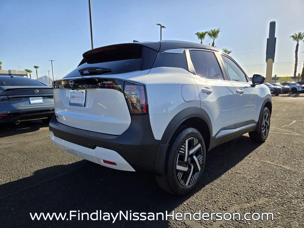 New 2026 Aspen White TriCoat / Super Black Two-tone Nissan SV image 7