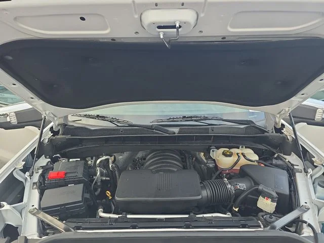 Used 2019 White GMC SLT image 31