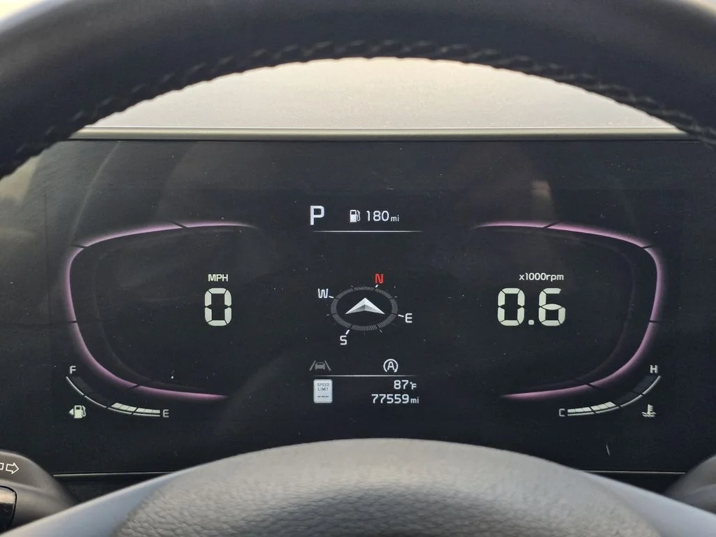 Used 2023 Glacial White Pearl Kia EX image 17