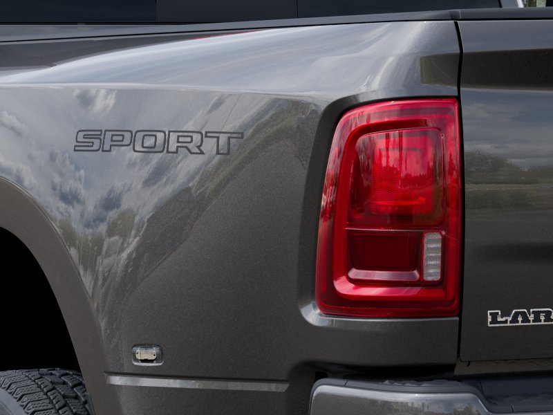 New 2026 Granite Crystal Metallic Clearcoat RAM Laramie image 35