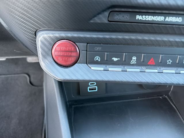 2025 Ford Mustang EcoBoost - Photo 14