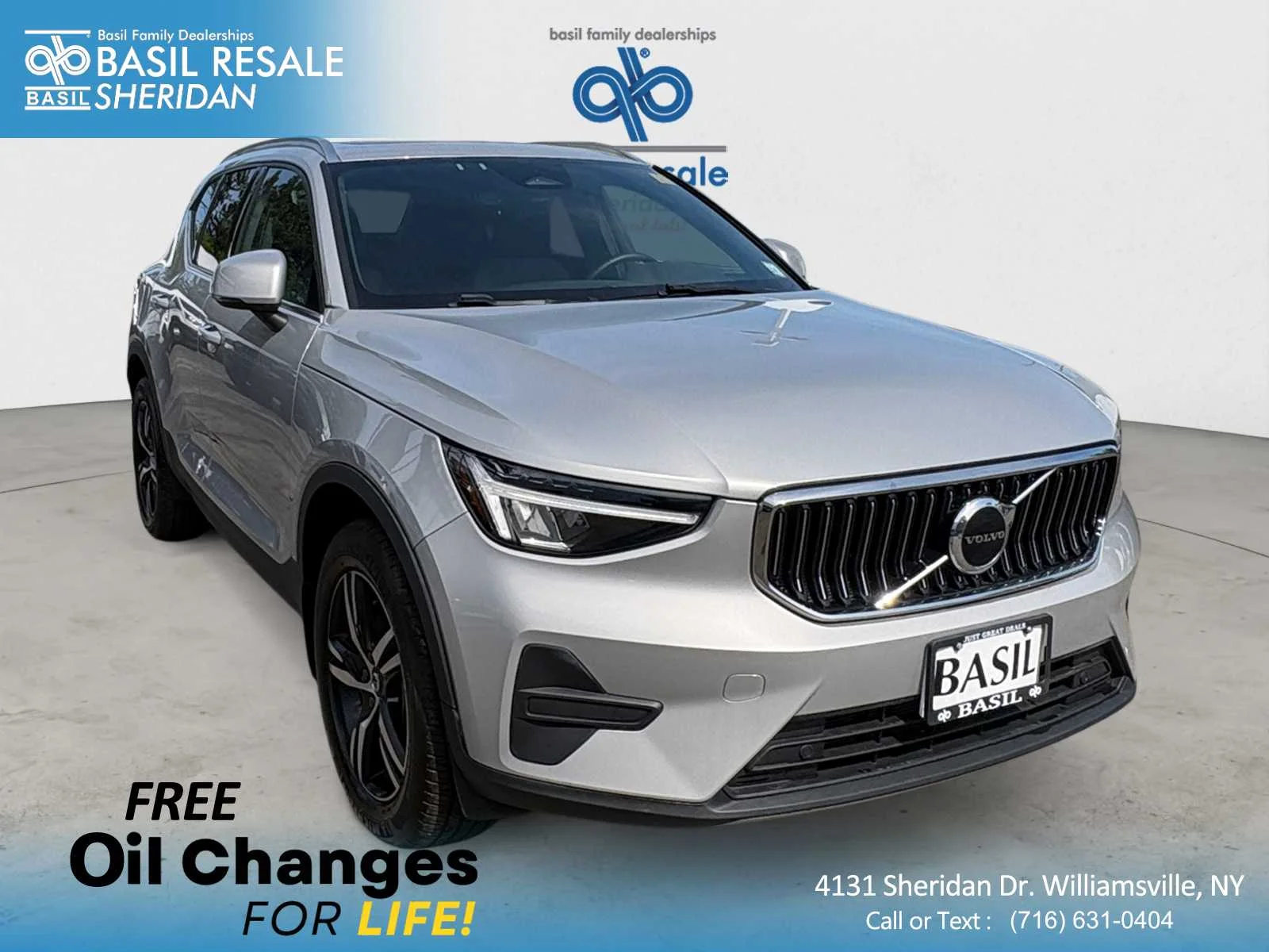 2025 Volvo XC40 B5 Core Bright AWD's photo