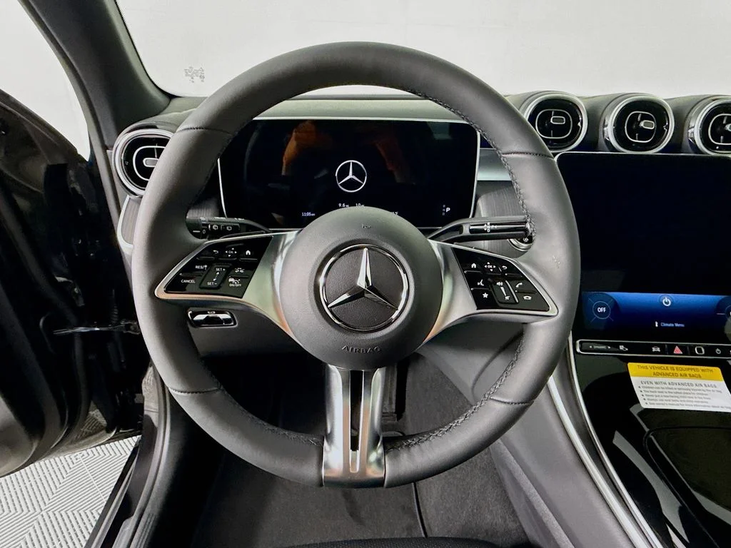 New 2026 Obsidian Black Metallic Mercedes-Benz GLC 300 image 12