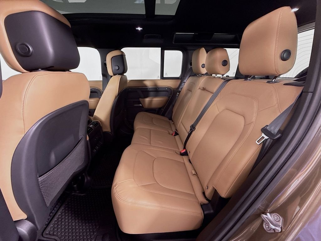 New 2026 Gondwana Stone LAND ROVER X-Dynamic SE image 26