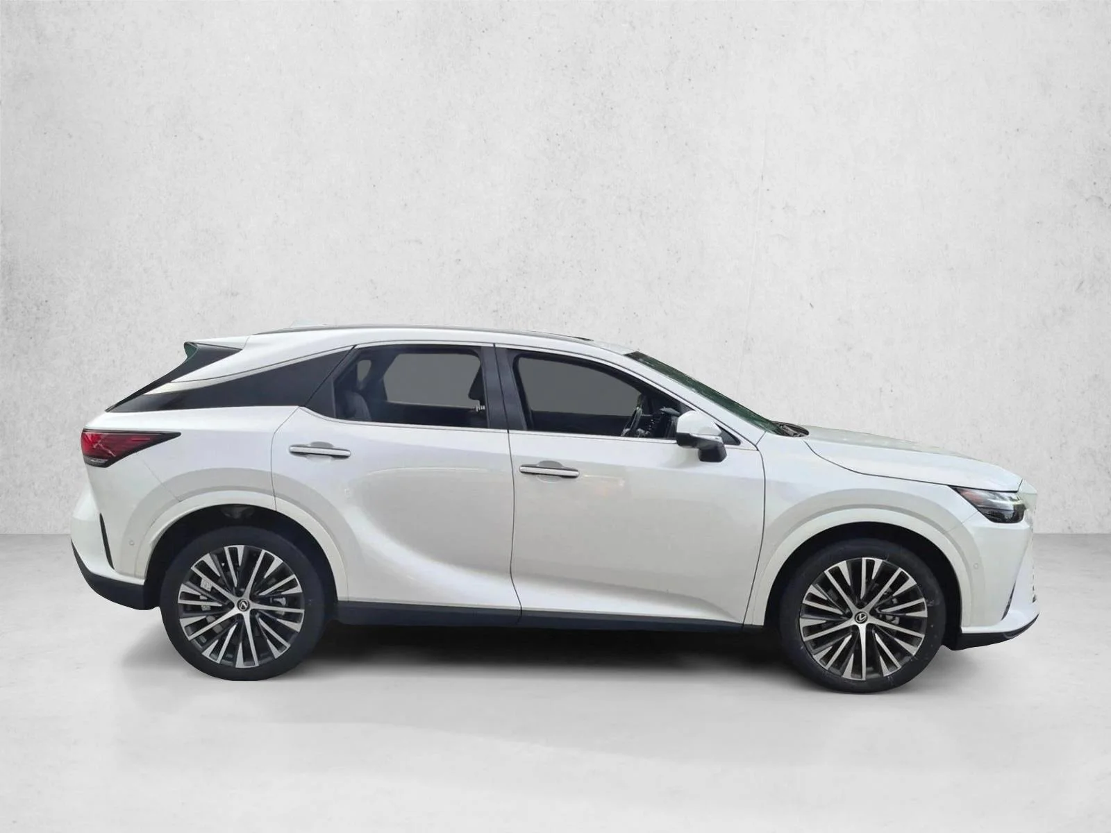 Used 2023 Eminent White Pearl Lexus RX 350 Premium Plus image 4