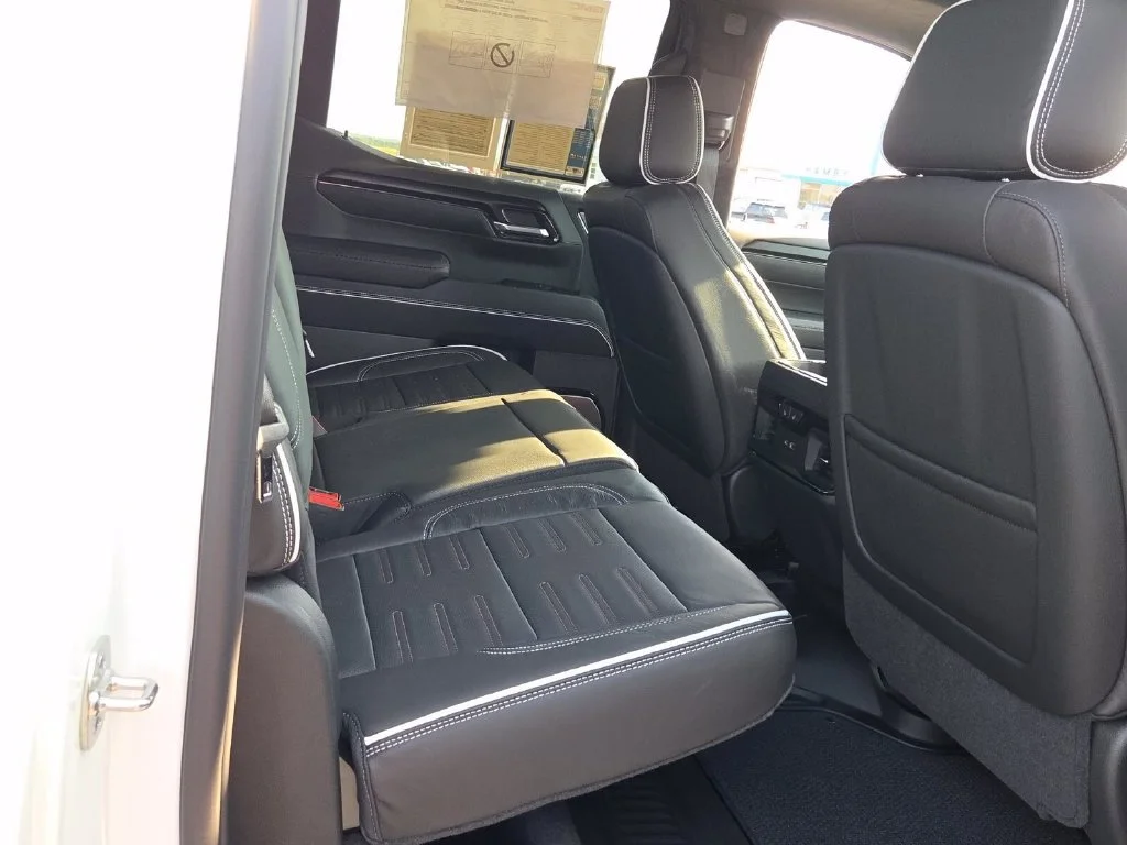 Used 2026 Summit White GMC AT4X image 21