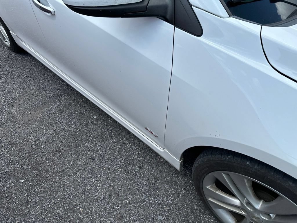Used 2014 Summit White Chevrolet LTZ image 5