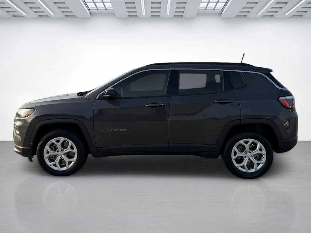 Used 2024 Gray Jeep Latitude image 6