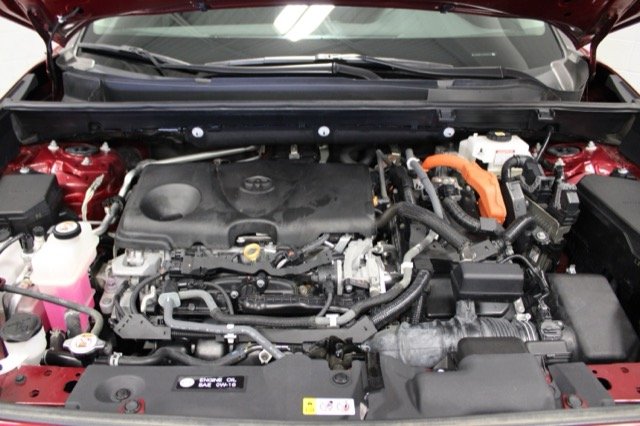 Certified Used 2021 Red Toyota XLE image 4