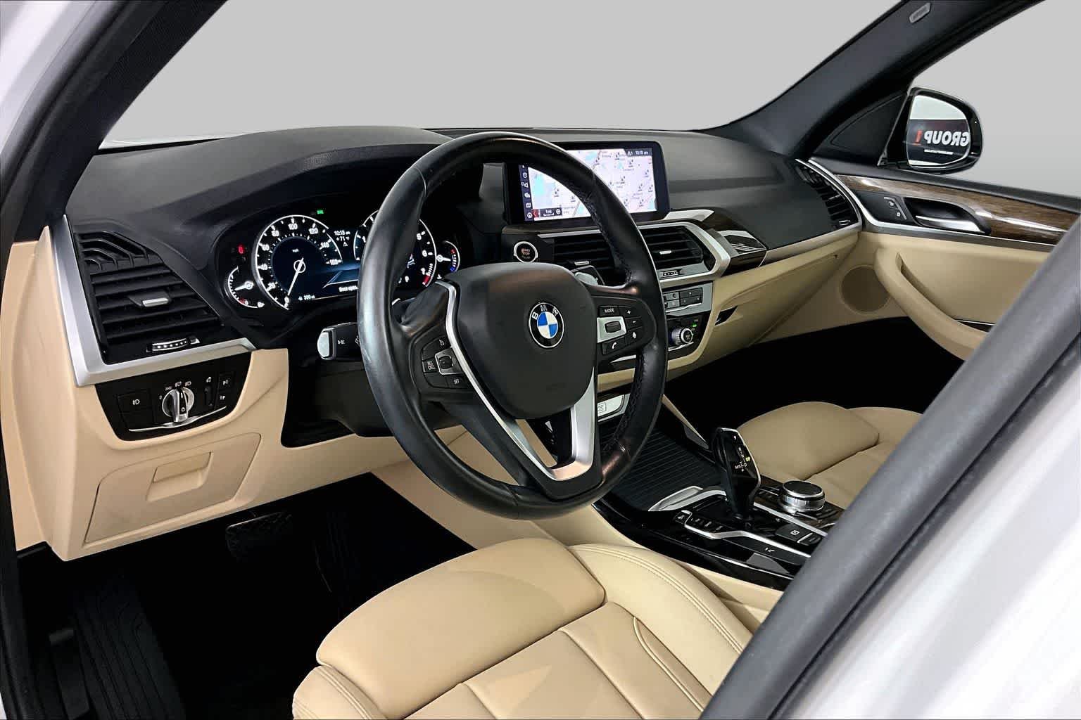 Used 2019 Alpine White BMW sDrive30i image 17