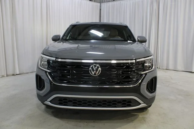 New 2026 Gray Volkswagen 2.0T SE w/Technology image 37