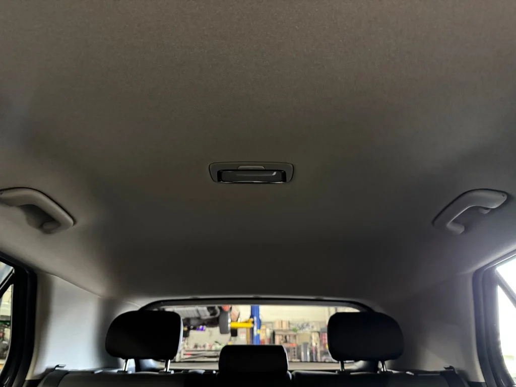 Used 2023 Green Kia Wind image 16