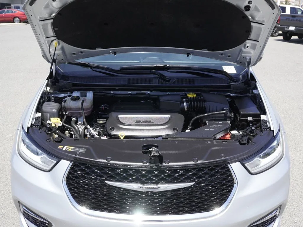 2023 Chrysler Pacifica Touring L - Photo 29