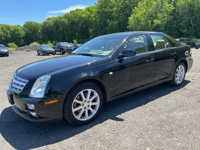 2005 Cadillac STS V8's photo
