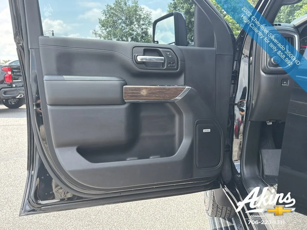 Used 2022 Black Chevrolet High Country DRW image 18