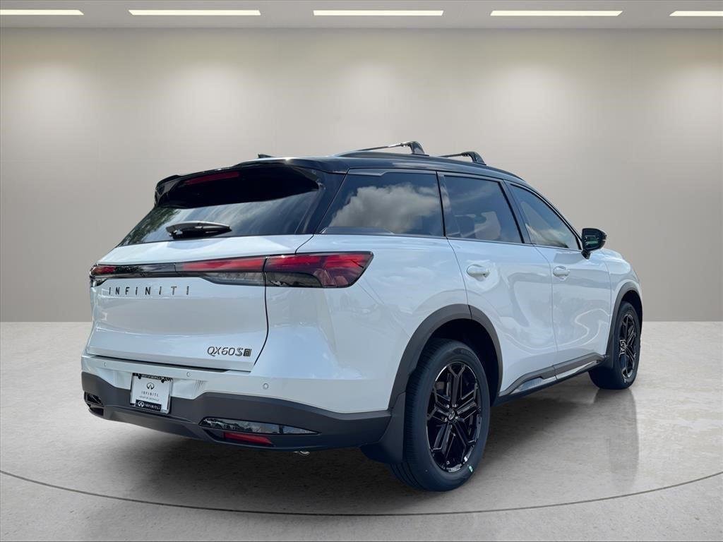 New 2027 2T RAD WHT INFINITI Sport AWD image 5