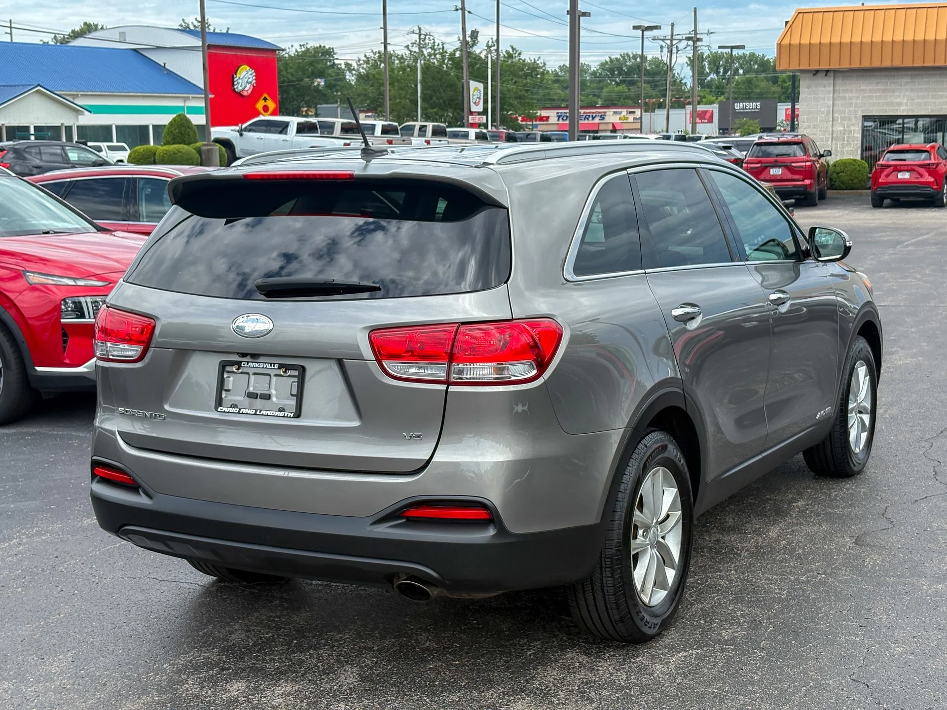 Used 2018 Silver Kia LX image 14
