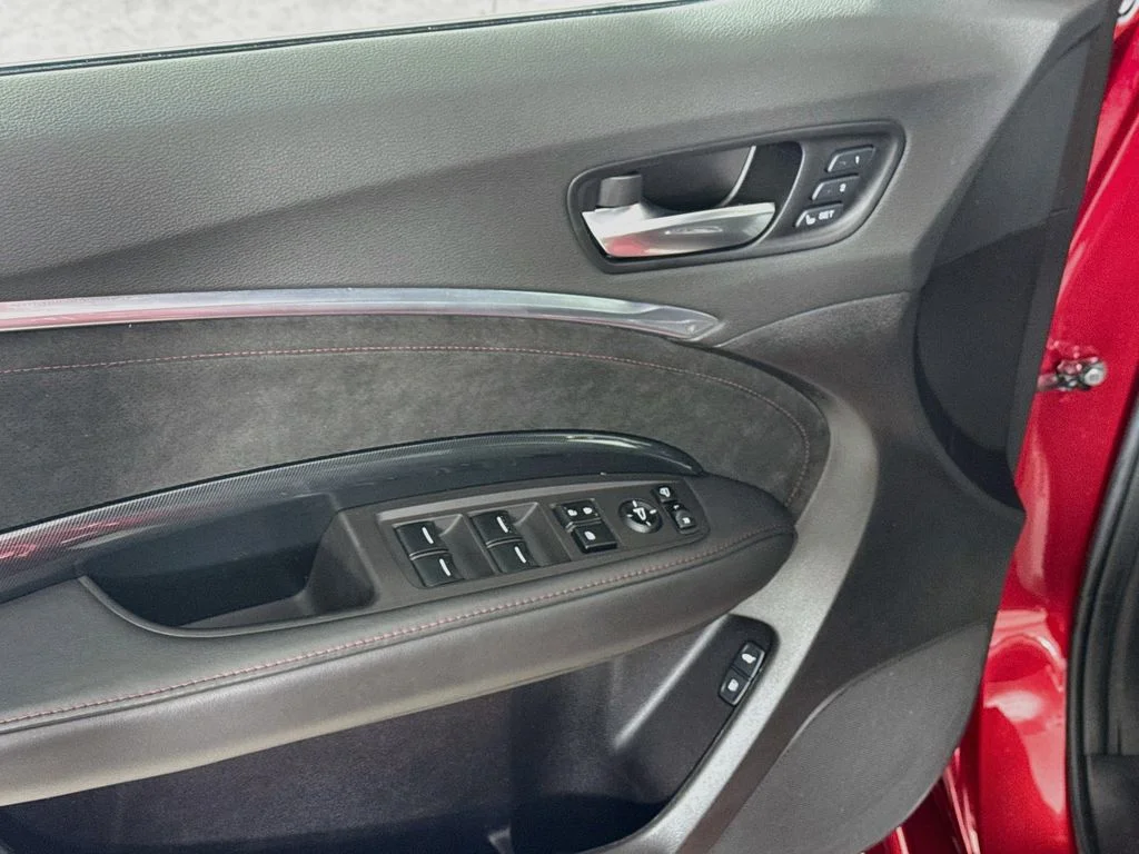 Used 2020 Valencia Red Pearl Acura PMC Edition image 18