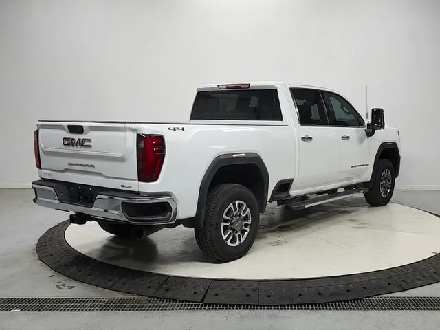Used 2025 Summit White GMC SLT image 7
