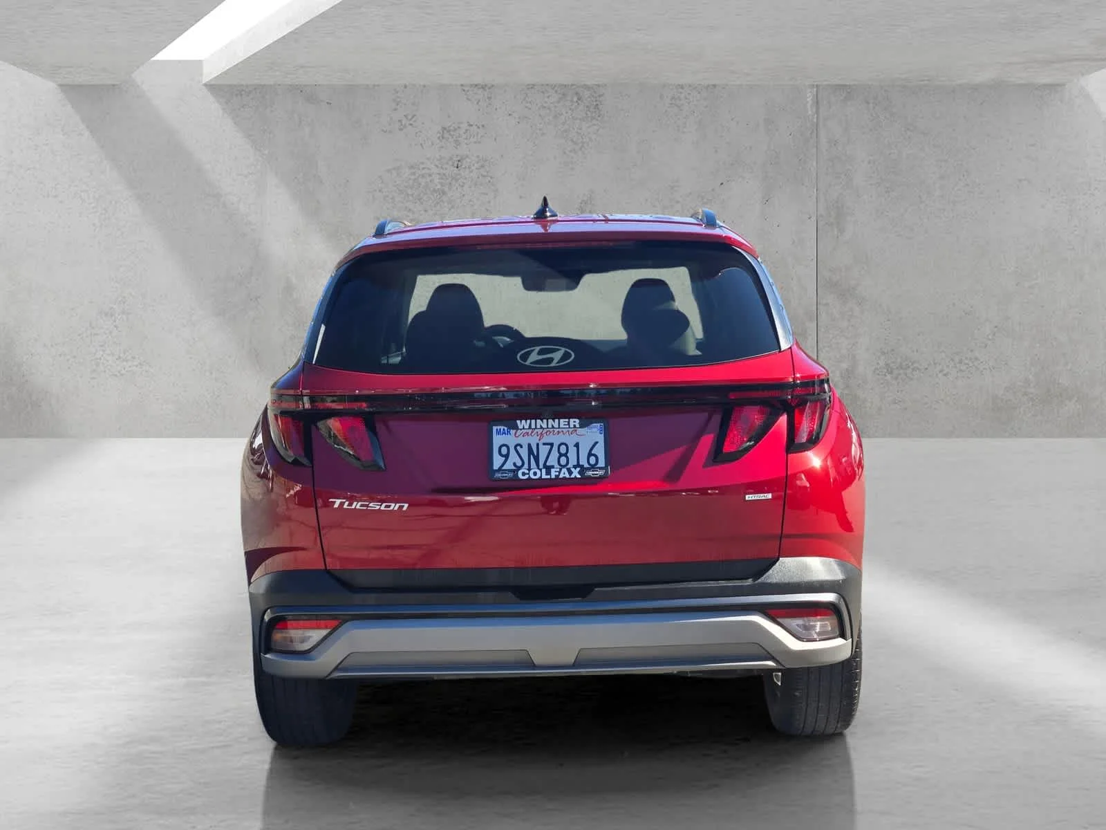 Used 2025  Hyundai SEL image 5
