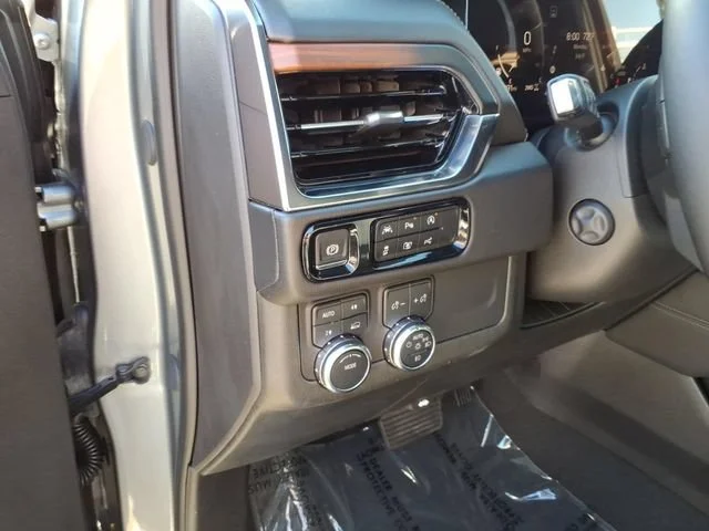Used 2025 Sterling Metallic GMC Denali image 18