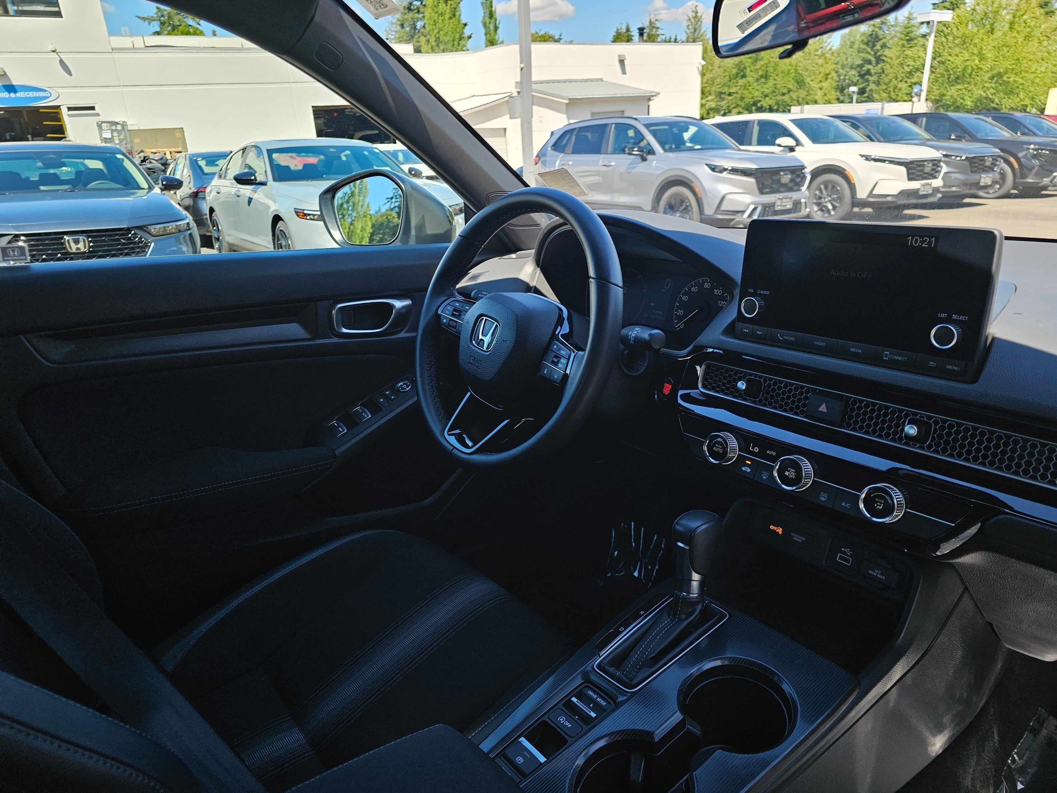 Used 2023 Platinum White Pearl Honda Sport image 10
