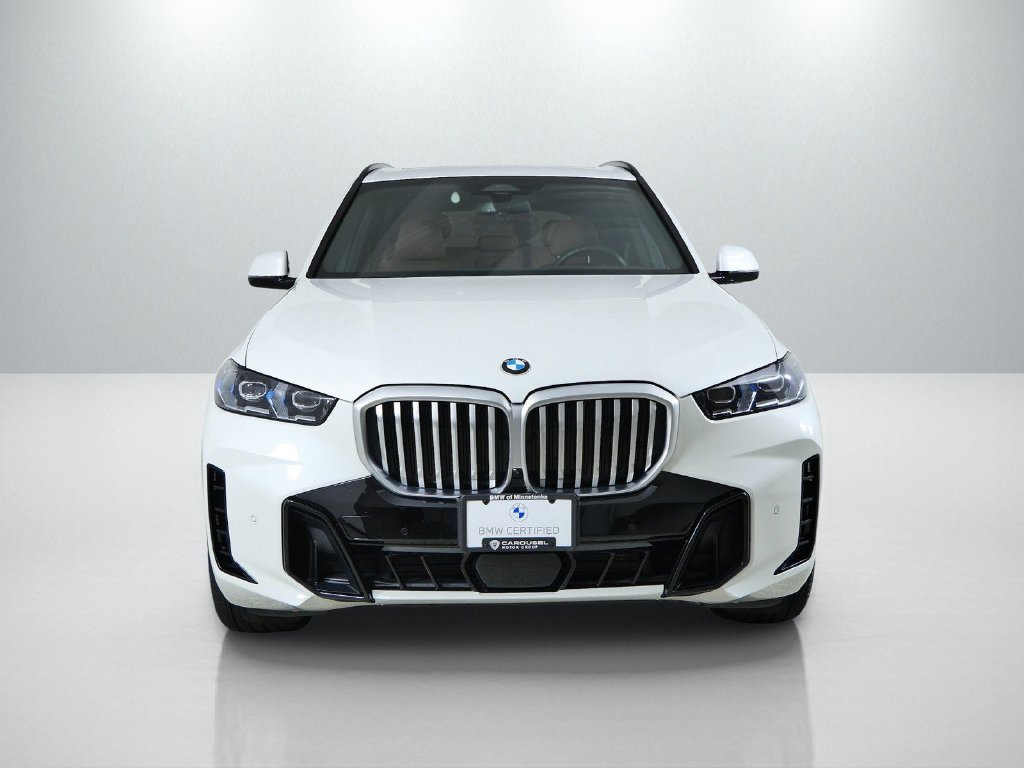 Certified Used 2025 Mineral White Metallic BMW xDrive40i image 3