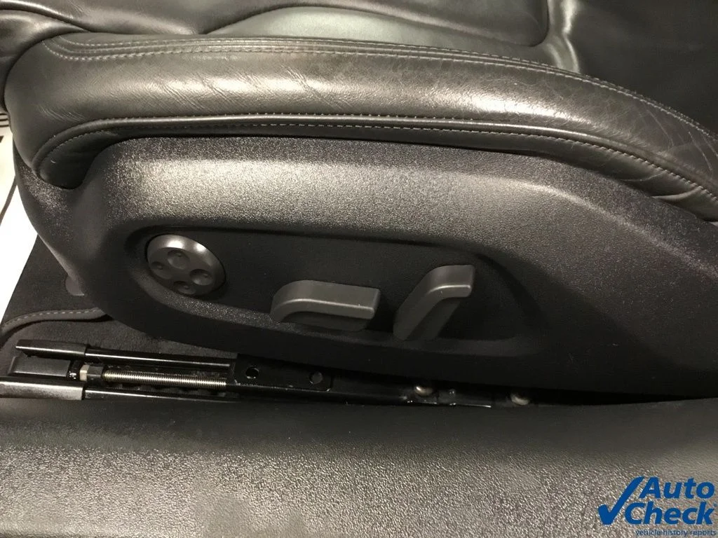 Used 2008 Black Audi 4.2 image 39