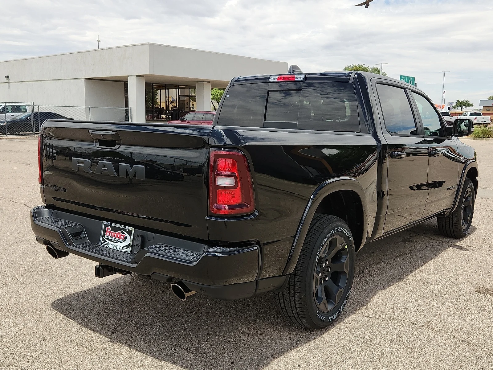New 2026 Diamond Black Crystal Pearl-Coat  Paint Ram LONE STAR CREW CAB 4X2 5