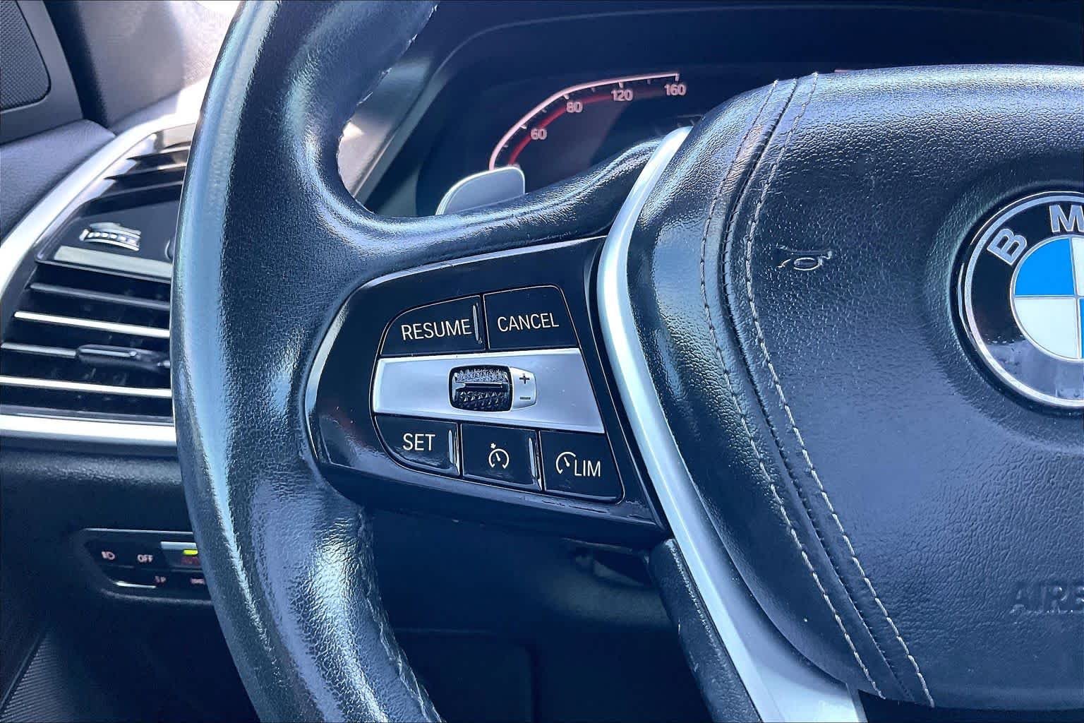 Used 2020 Arctic Gray Metallic BMW sDrive40i image 23