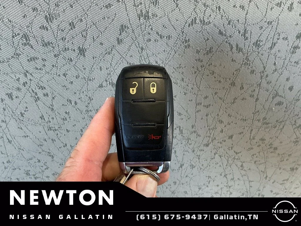 Used 2020 Crystal Metallic Ram Tradesman image 42