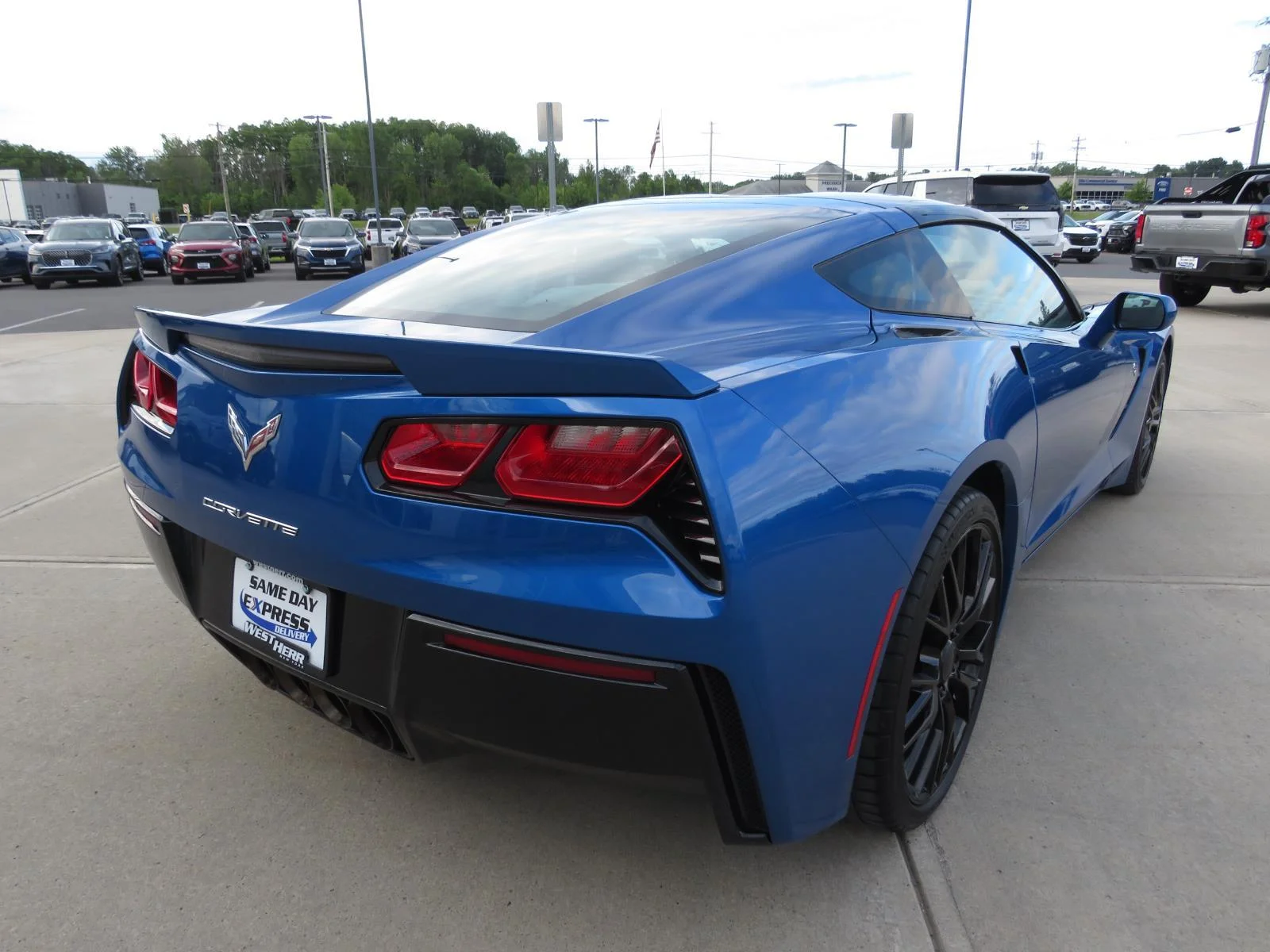 Used 2015  CHEVROLET  image 14