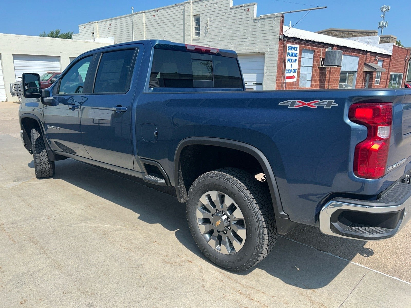 2025 Chevrolet Silverado 2500 HD LT - Photo 28