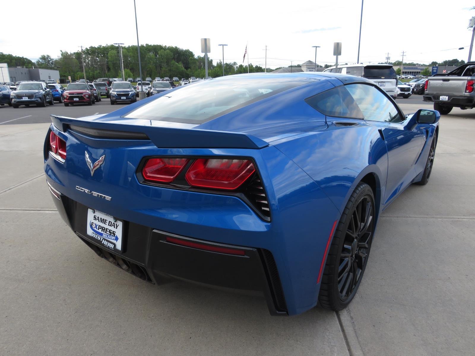 Used 2015  CHEVROLET  image 14