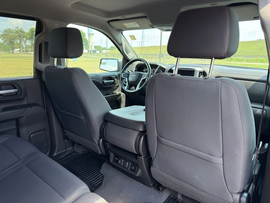 Used 2020 Black Chevrolet LT image 28