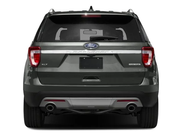 Used 2017 White Platinum Ford XLT image 5