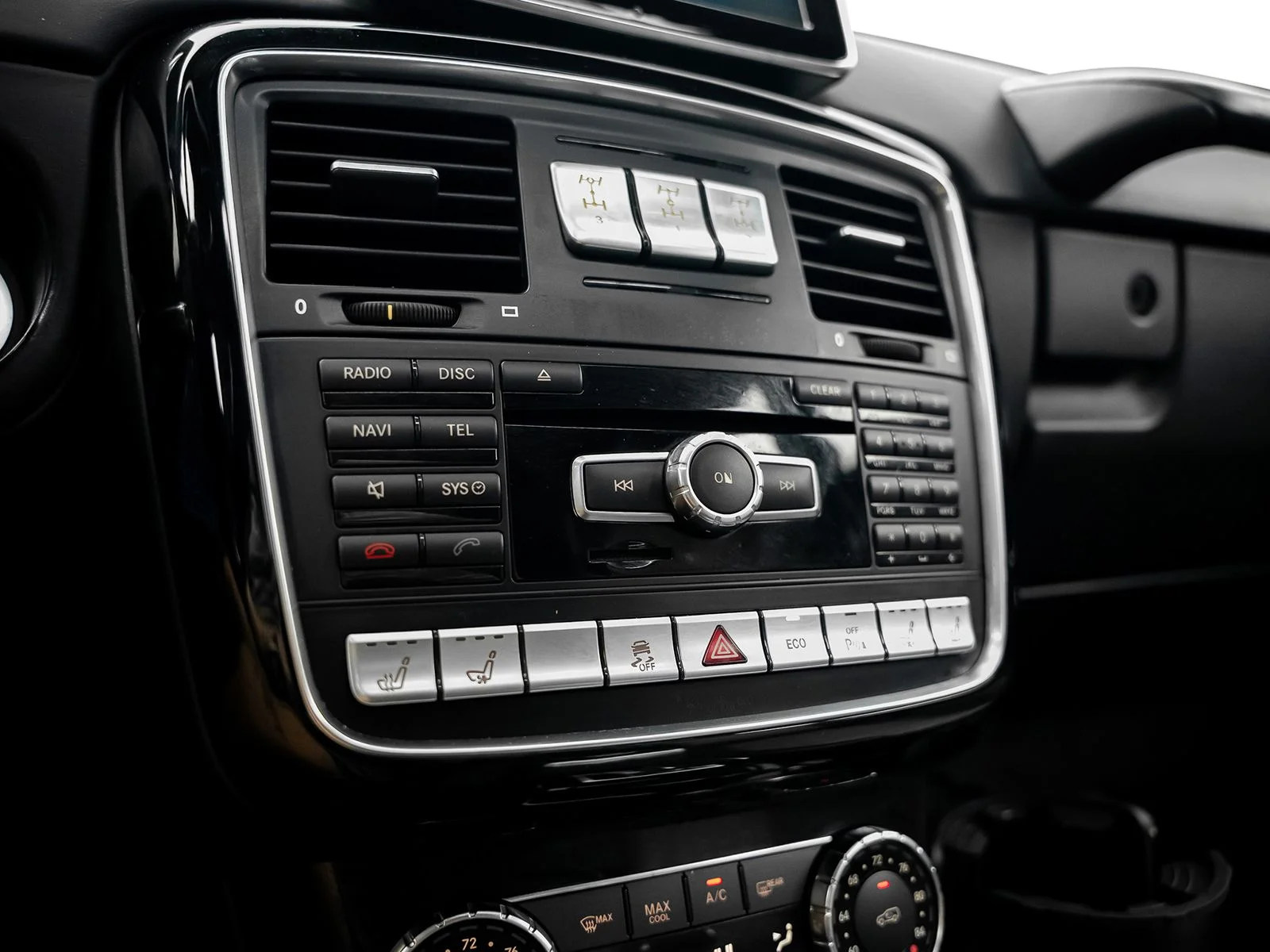 Used 2015 Silver Mercedes-Benz G 63 AMG® image 54