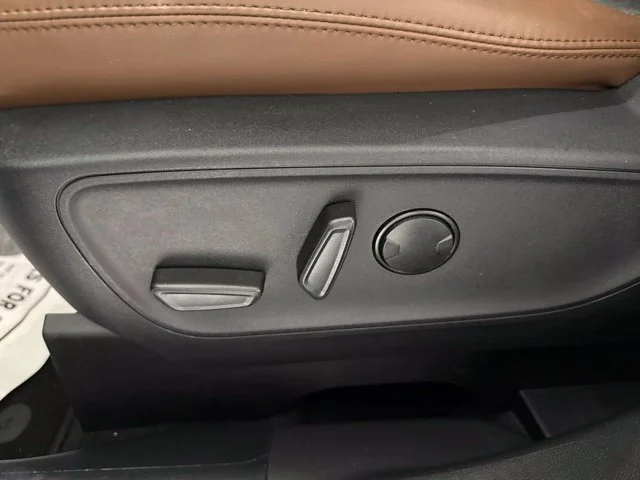 Used 2024 Black Ford Outer Banks image 18