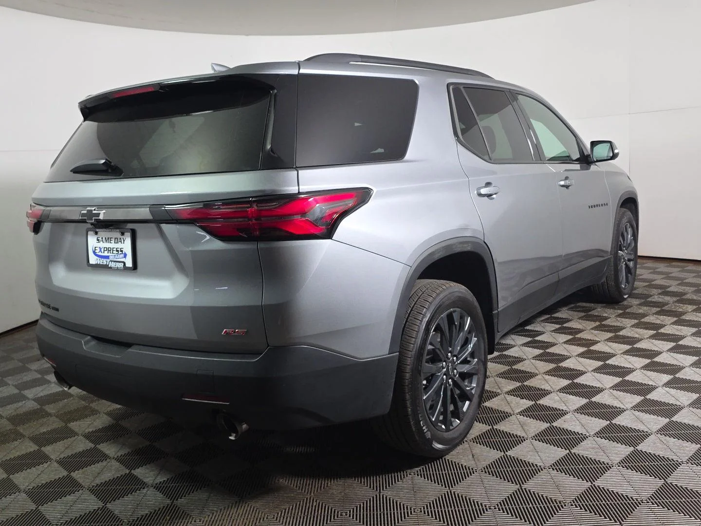 Used 2023 Sterling Gray Metallic Chevrolet RS image 10