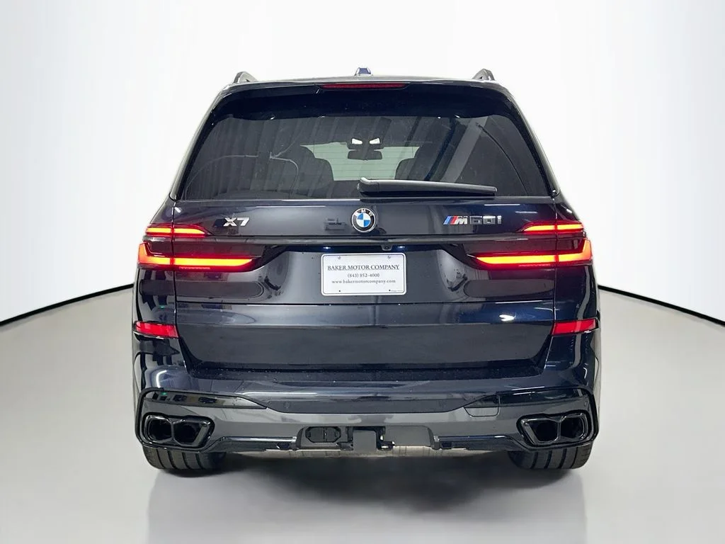 Used 2026 Black BMW M60i image 10