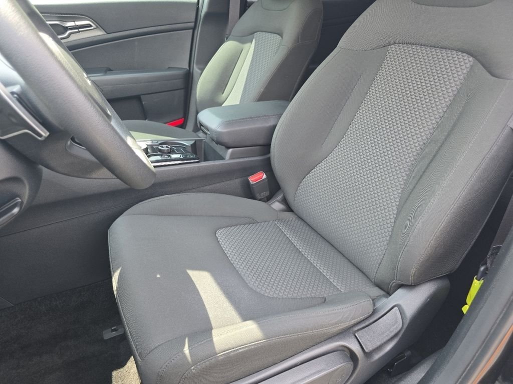 Used 2025 Black Kia LX image 21